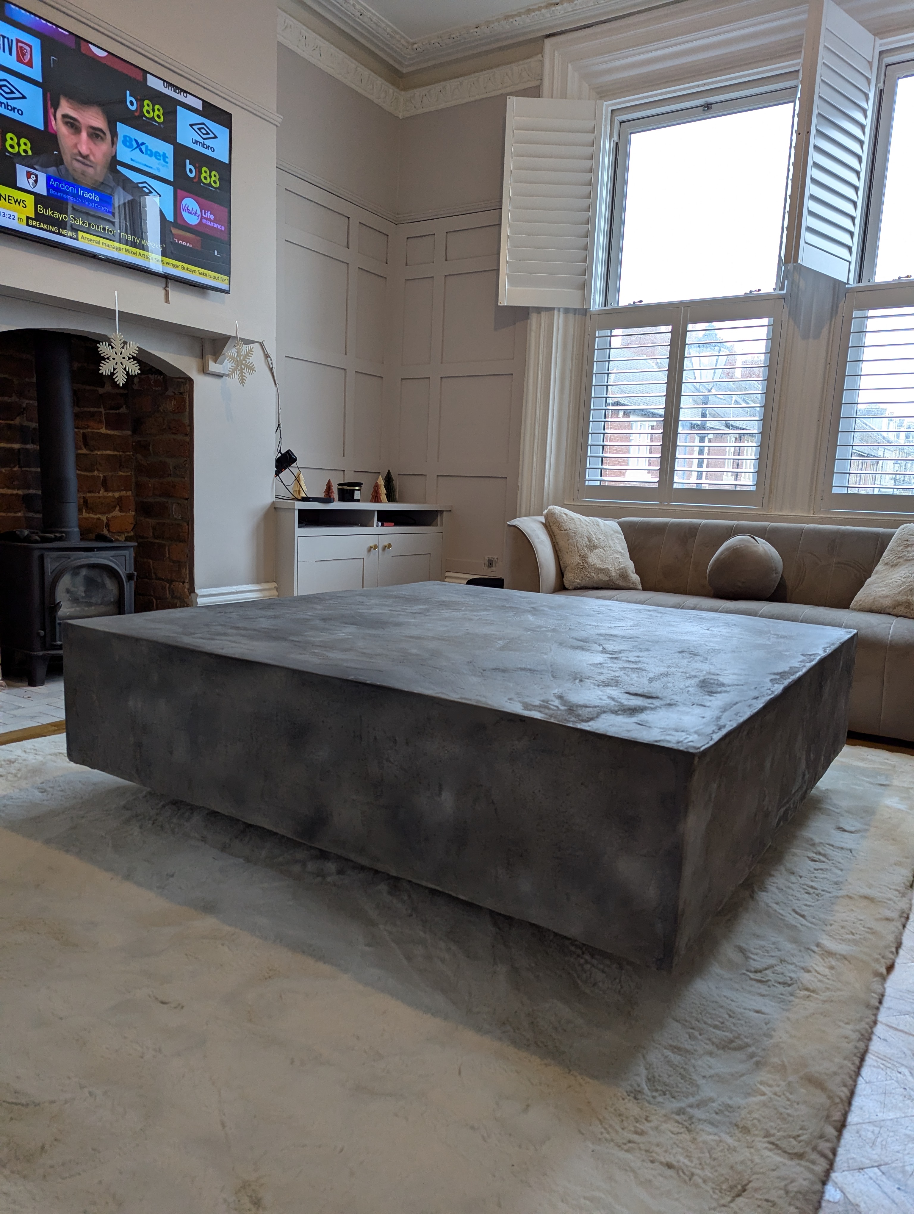 Floating Concrete Block Coffee Table in Luxury Living Room — Concreet UK