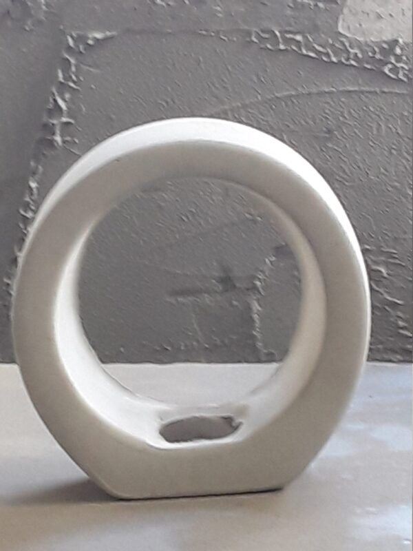 Concrete candle holder